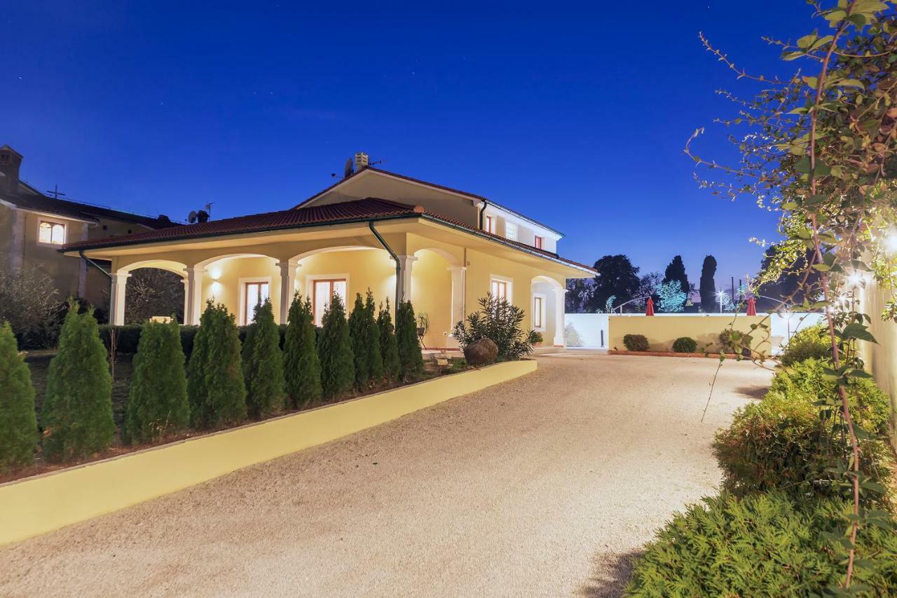 Villa Monique Vodnjan Exterior photo